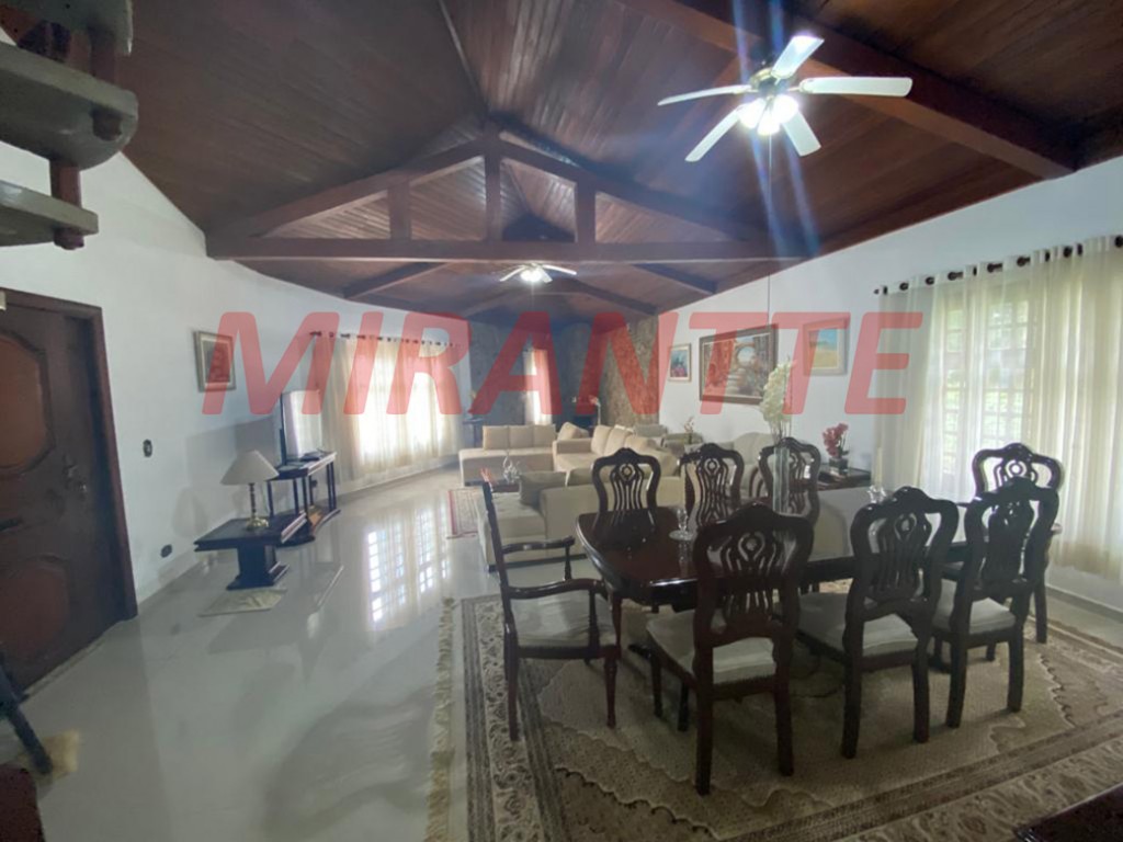 Casa terrea de 485m² com 3 quartos em Serra da Cantareira