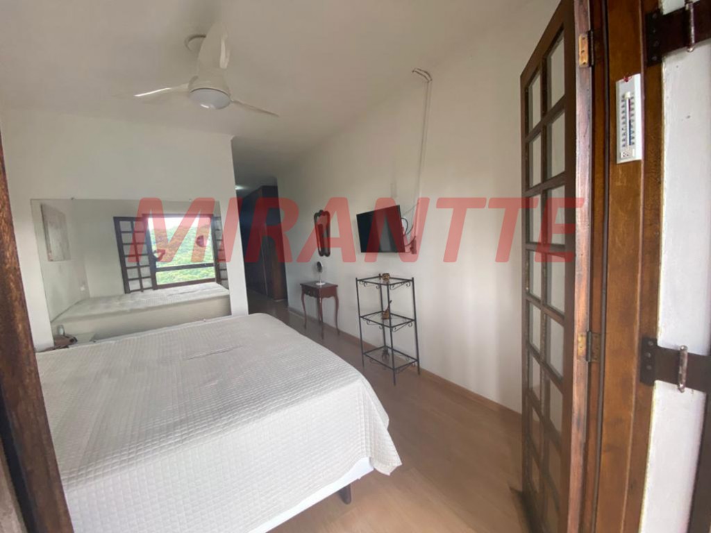 Casa terrea de 485m² com 3 quartos em Serra da Cantareira