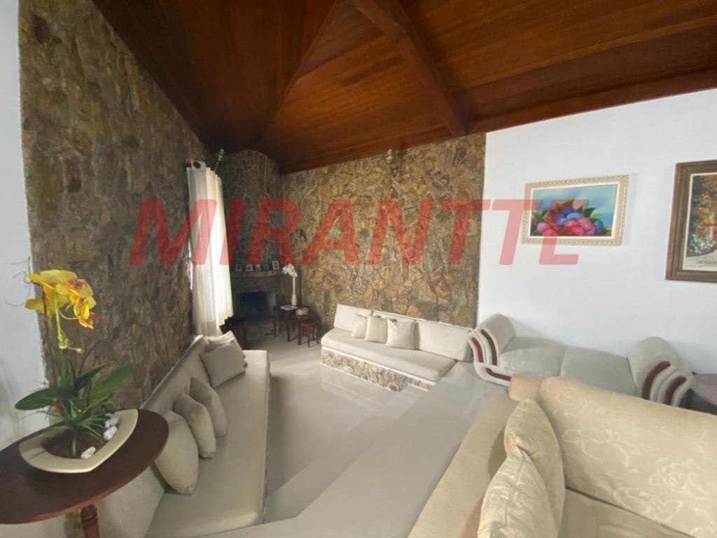 Casa terrea de 485m² com 3 quartos em Serra da Cantareira