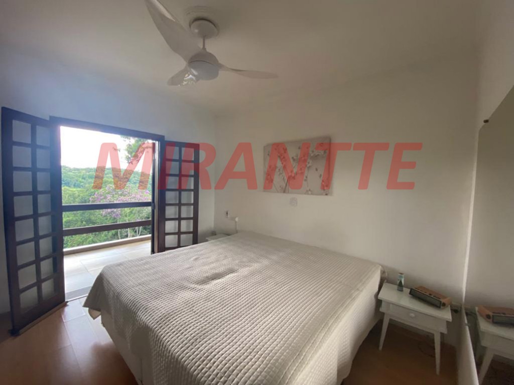 Casa terrea de 485m² com 3 quartos em Serra da Cantareira