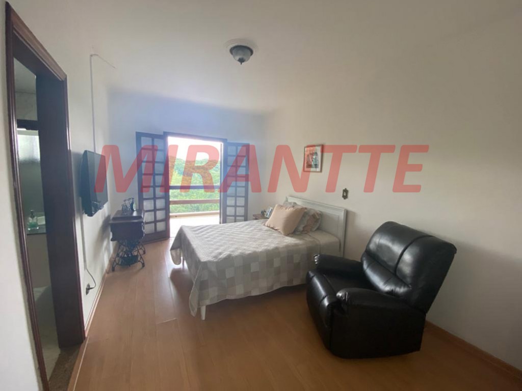 Casa terrea de 485m² com 3 quartos em Serra da Cantareira