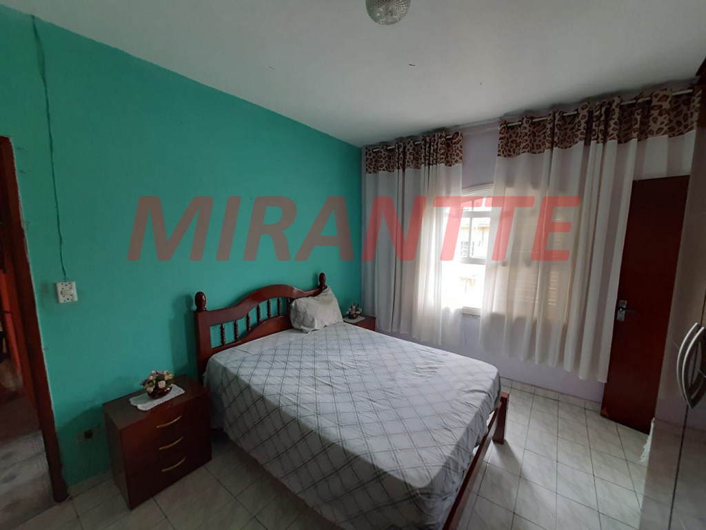 Sobrado de 241m² com 6 quartos em Vila Medeiros