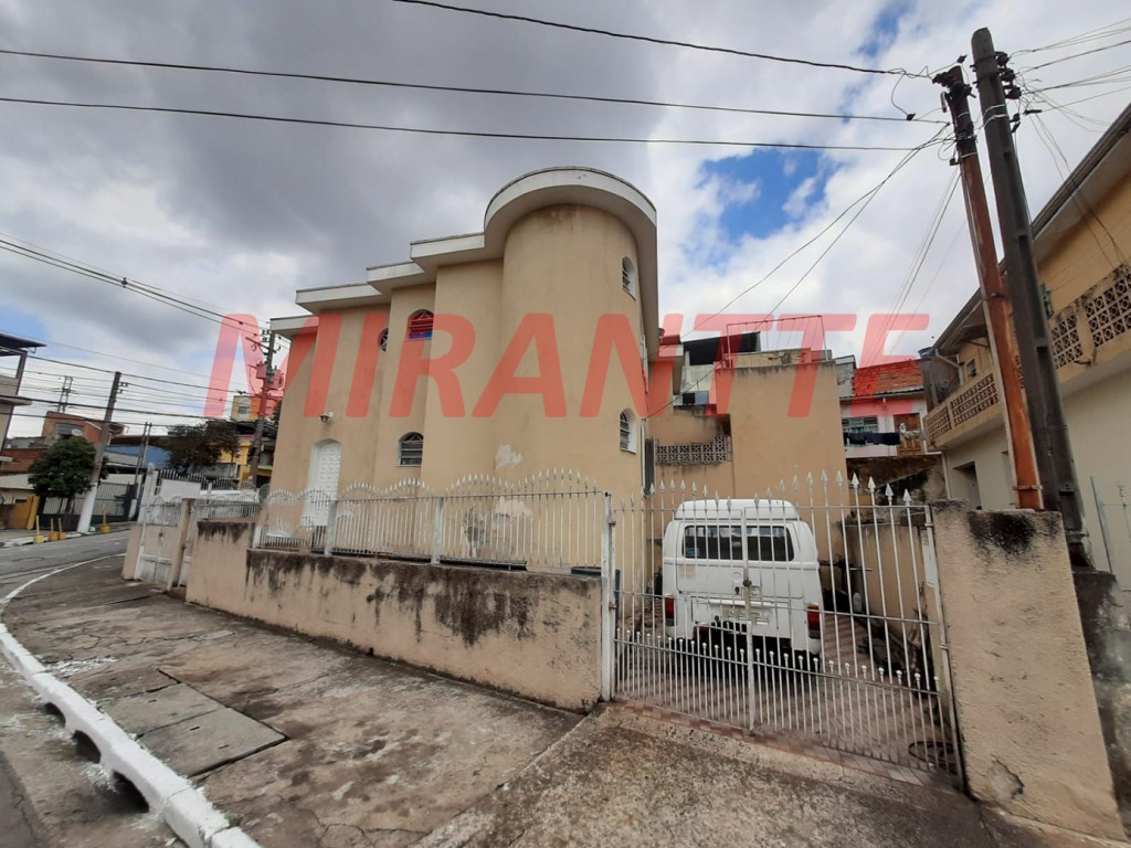 Sobrado de 241m² com 6 quartos em Vila Medeiros