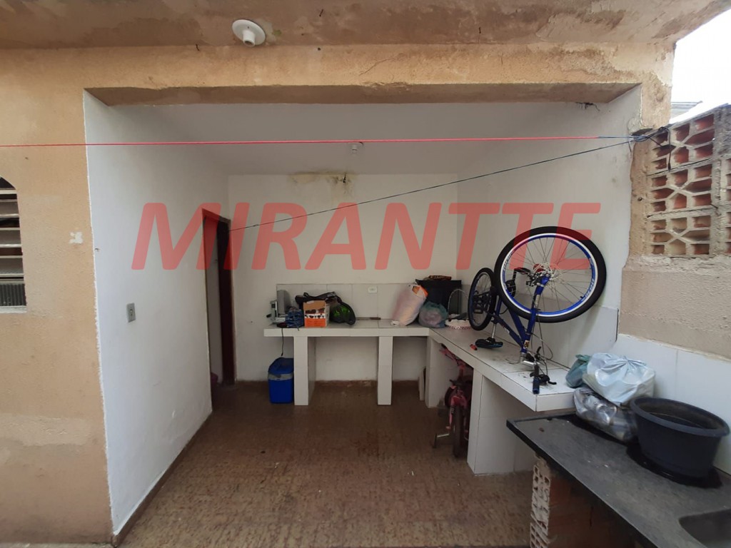 Sobrado de 241m² com 6 quartos em Vila Medeiros