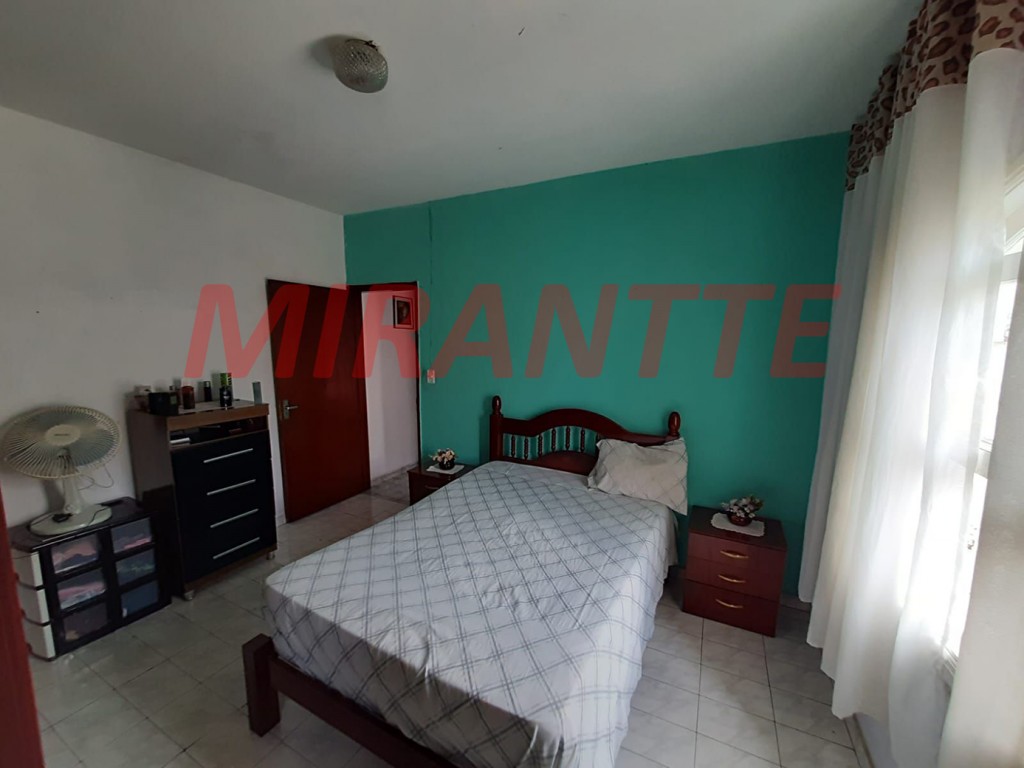 Sobrado de 241m² com 6 quartos em Vila Medeiros