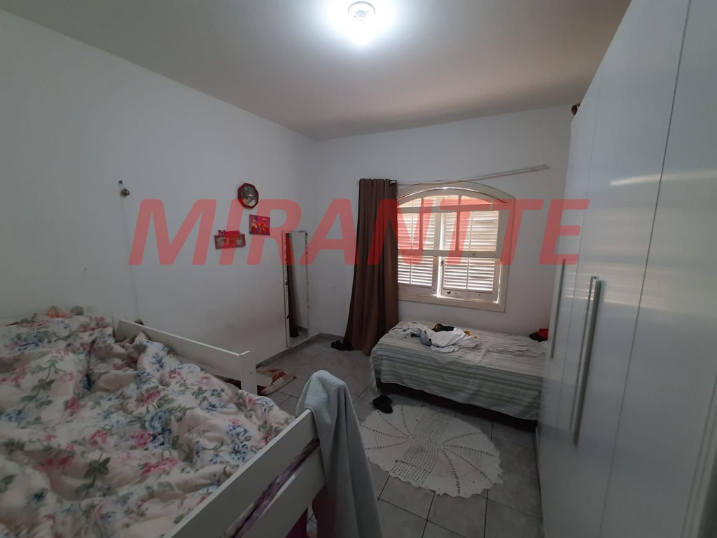 Sobrado de 241m² com 6 quartos em Vila Medeiros