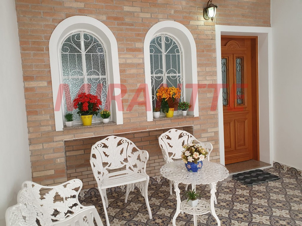 Sobrado de 130m² com 2 quartos em Santana