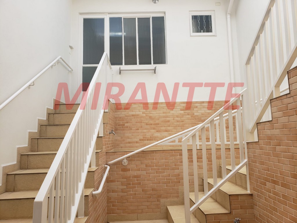 Sobrado de 130m² com 2 quartos em Santana