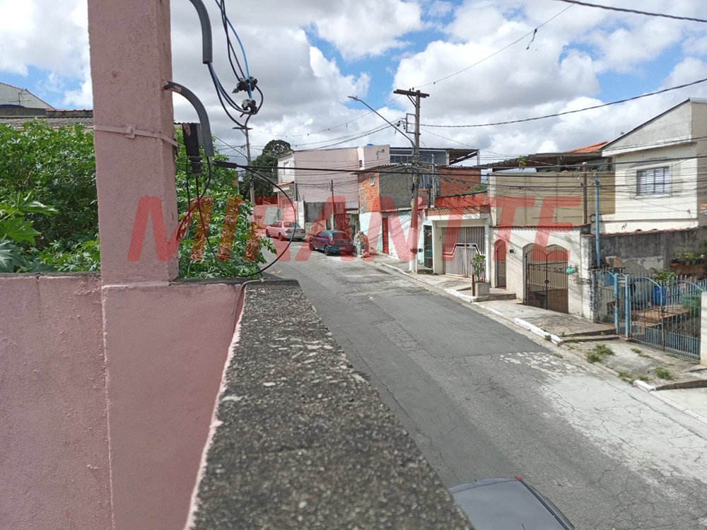Sobrado de 100m² com 4 quartos em Jaçana