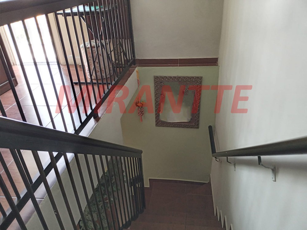 Sobrado de 100m² com 4 quartos em Jaçana