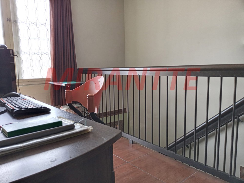 Sobrado de 100m² com 4 quartos em Jaçana