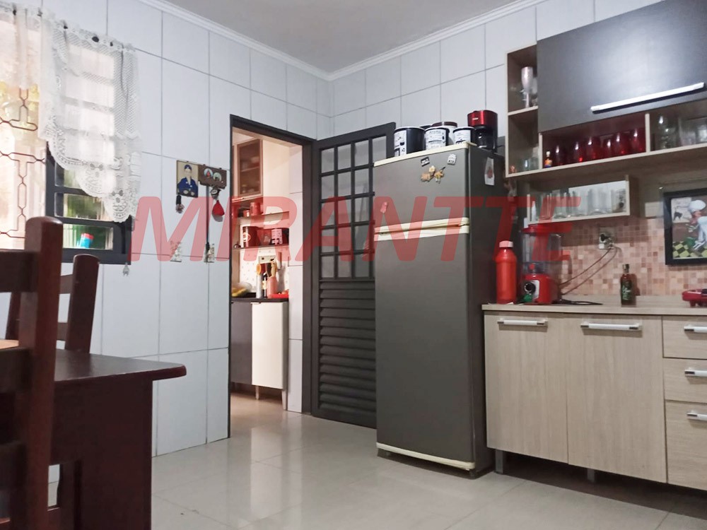 Sobrado de 100m² com 4 quartos em Jaçana