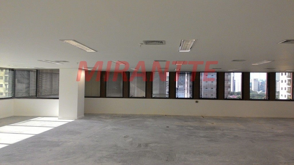 Comercial de 206m² em Brooklin