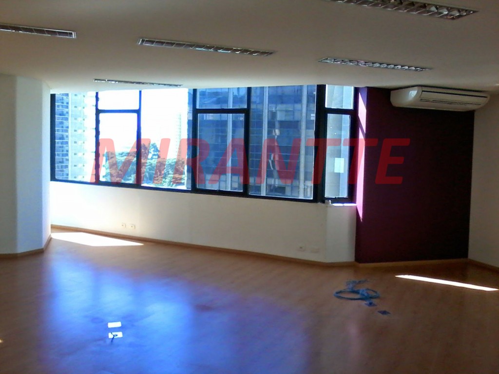 Comercial de 139m² em Brooklin