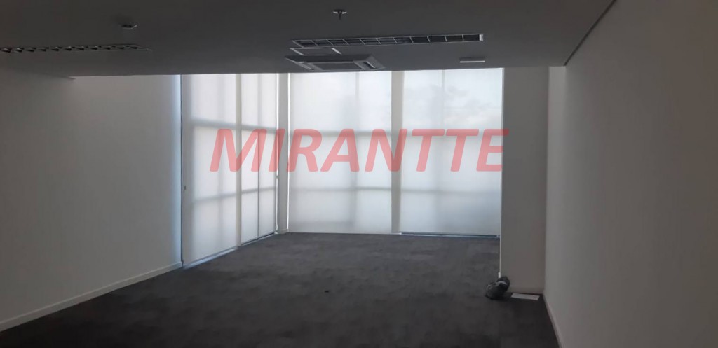 Comercial de 195m² em Brooklin