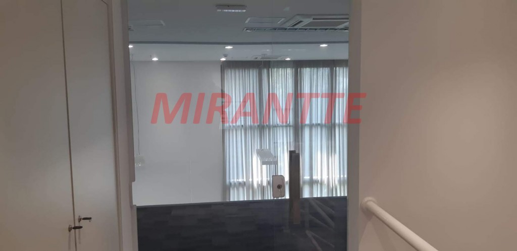 Comercial de 195m² em Brooklin