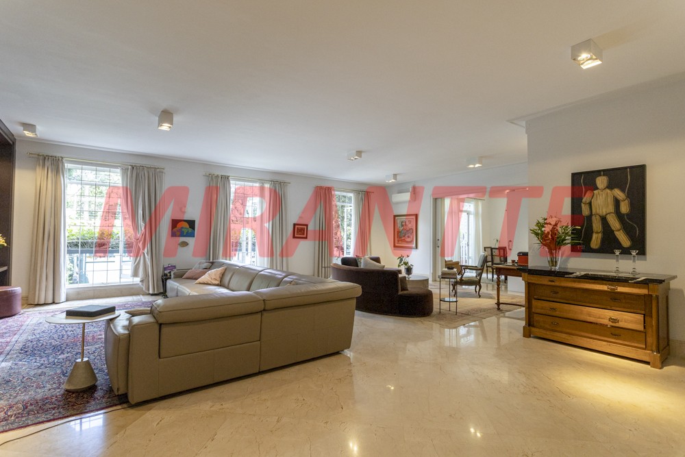 Sobrado de 539m² com 5 quartos em Sumaré