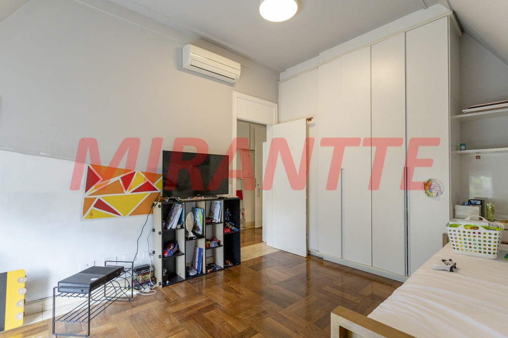 Sobrado de 539m² com 5 quartos em Sumaré