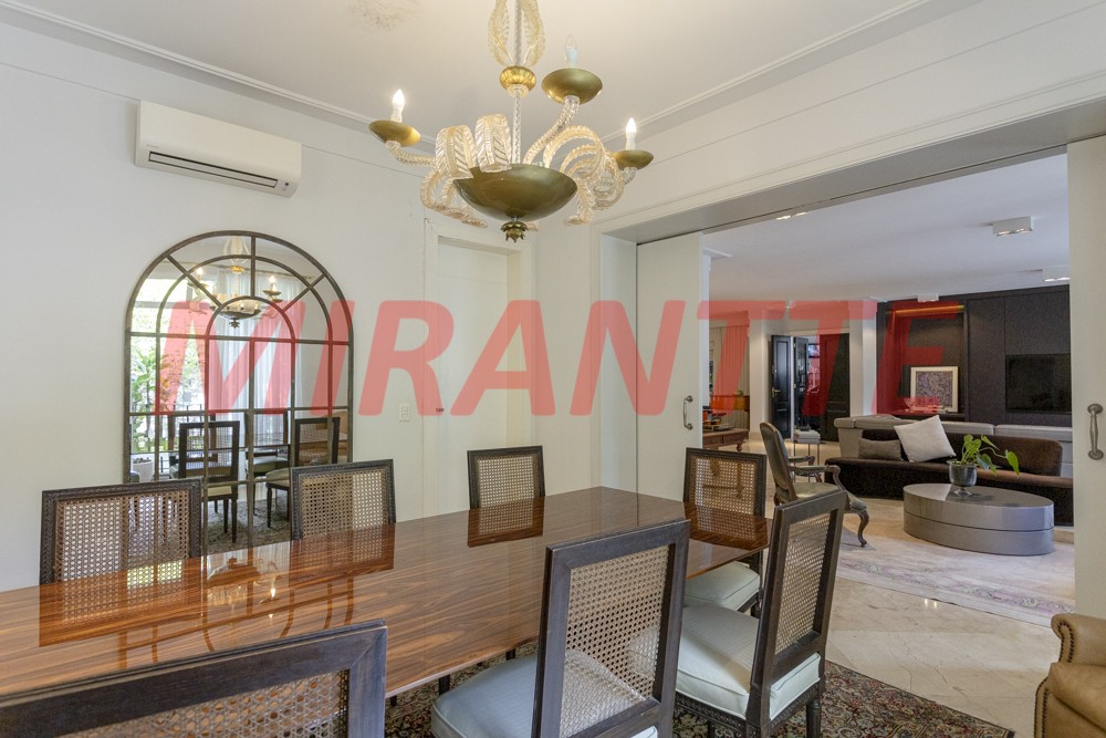 Sobrado de 539m² com 5 quartos em Sumaré
