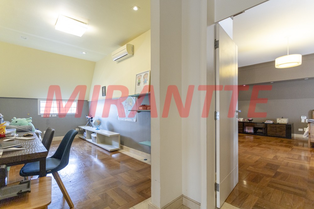 Sobrado de 539m² com 5 quartos em Sumaré