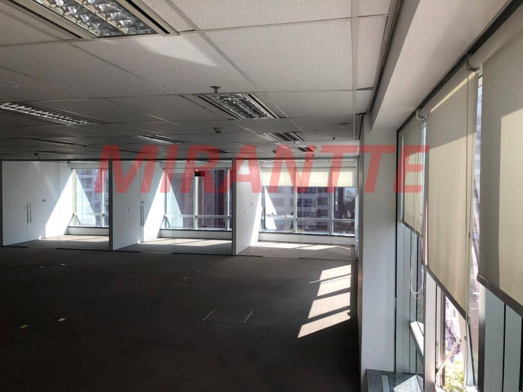 Comercial de 330m² em Brooklin