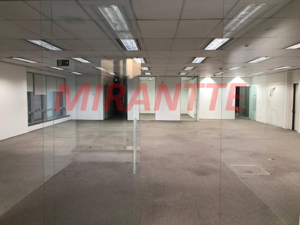 Comercial de 330m² em Brooklin
