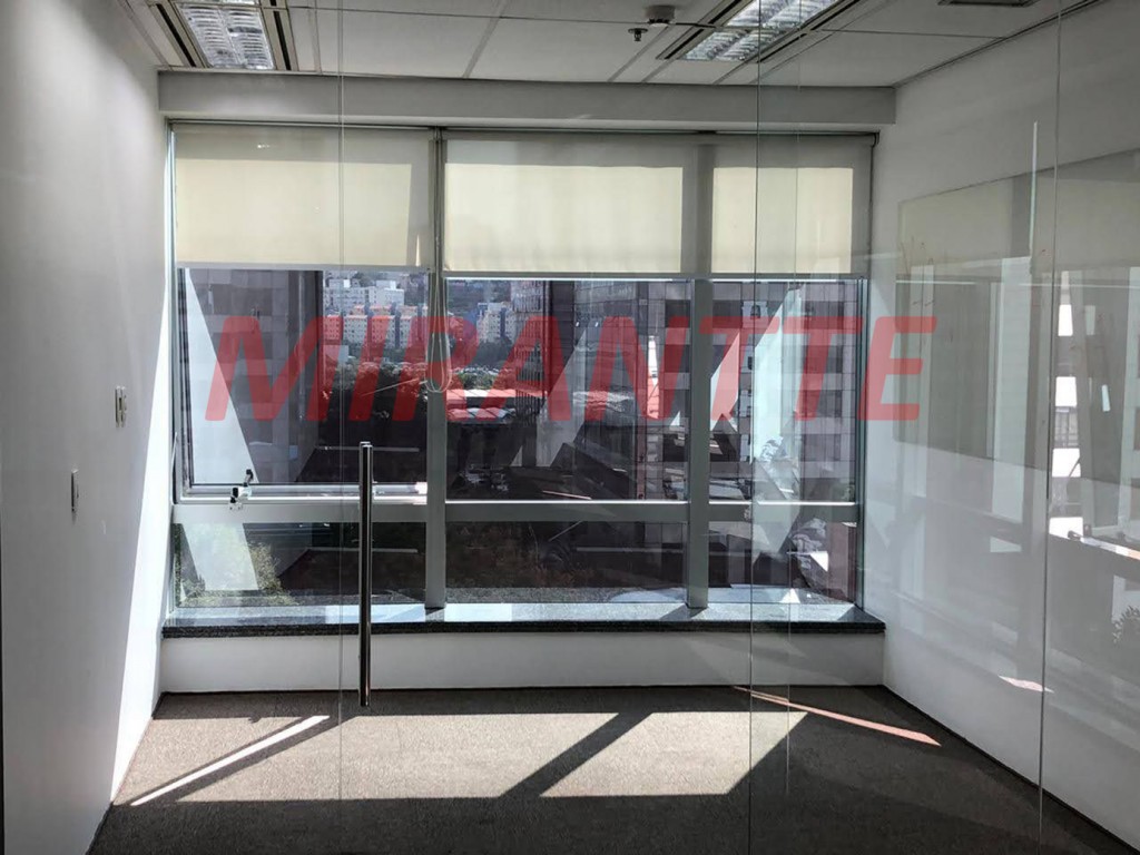 Comercial de 330m² em Brooklin