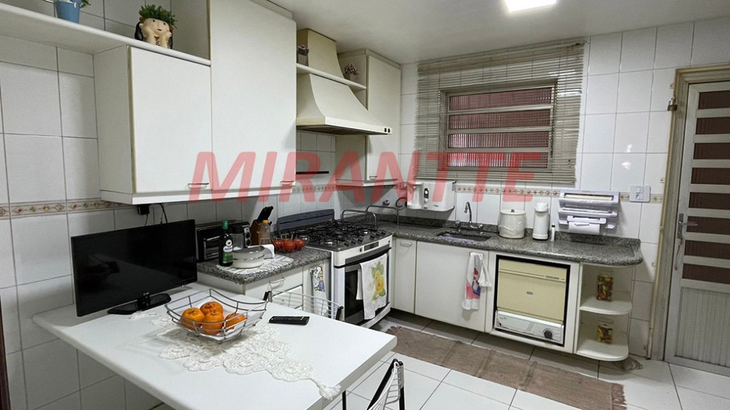 Sobrado de 180m² com 3 quartos em Parada Inglesa