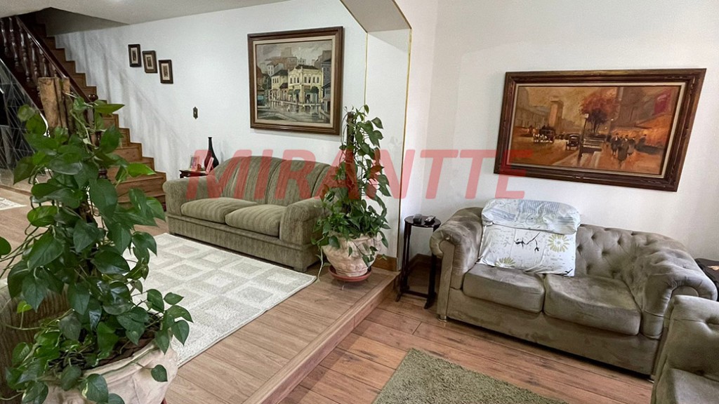 Sobrado de 180m² com 3 quartos em Parada Inglesa