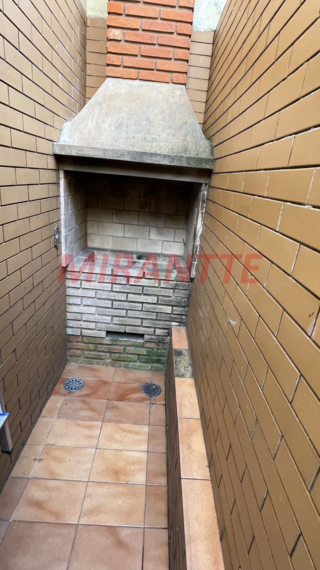 Sobrado de 180m² com 3 quartos em Parada Inglesa