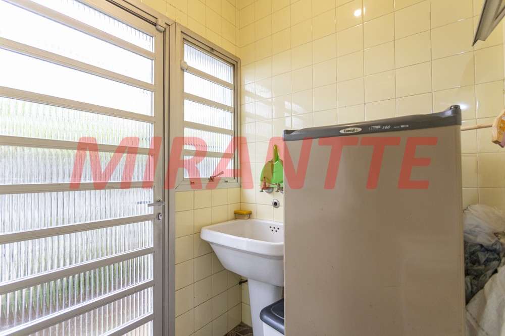 Casa terrea de 360m² com 3 quartos em Água Fria