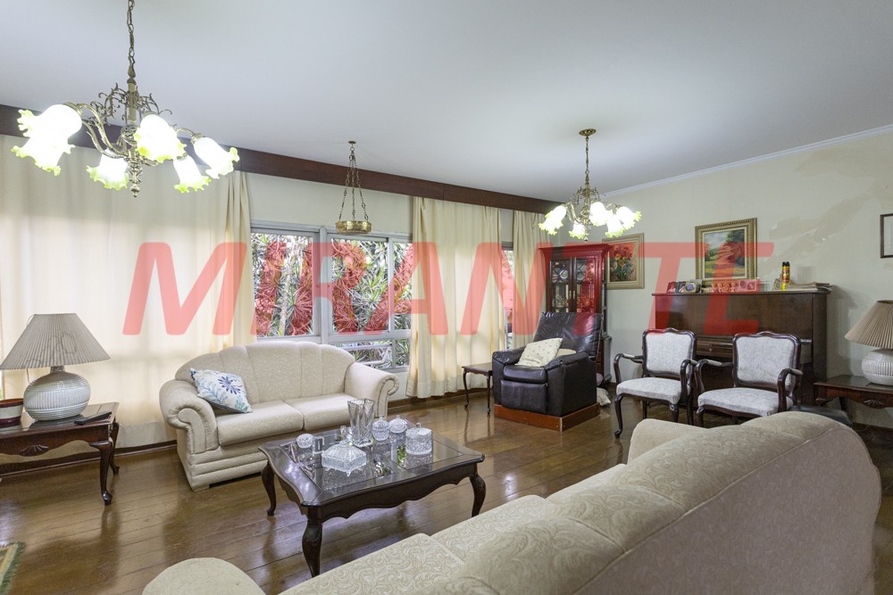 Casa terrea de 360m² com 3 quartos em Água Fria
