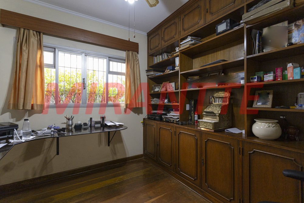 Casa terrea de 360m² com 3 quartos em Água Fria