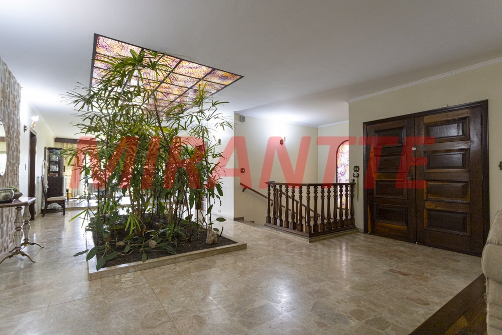 Casa terrea de 360m² com 3 quartos em Água Fria