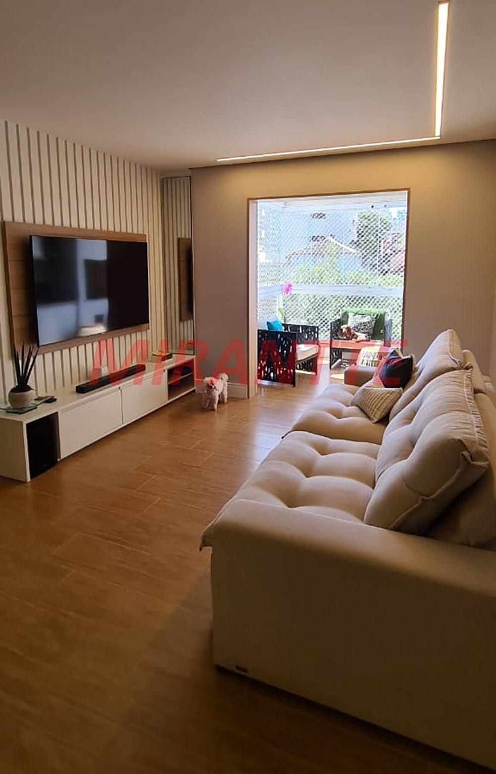 Apartamento de 92m² com 2 quartos em Água Fria