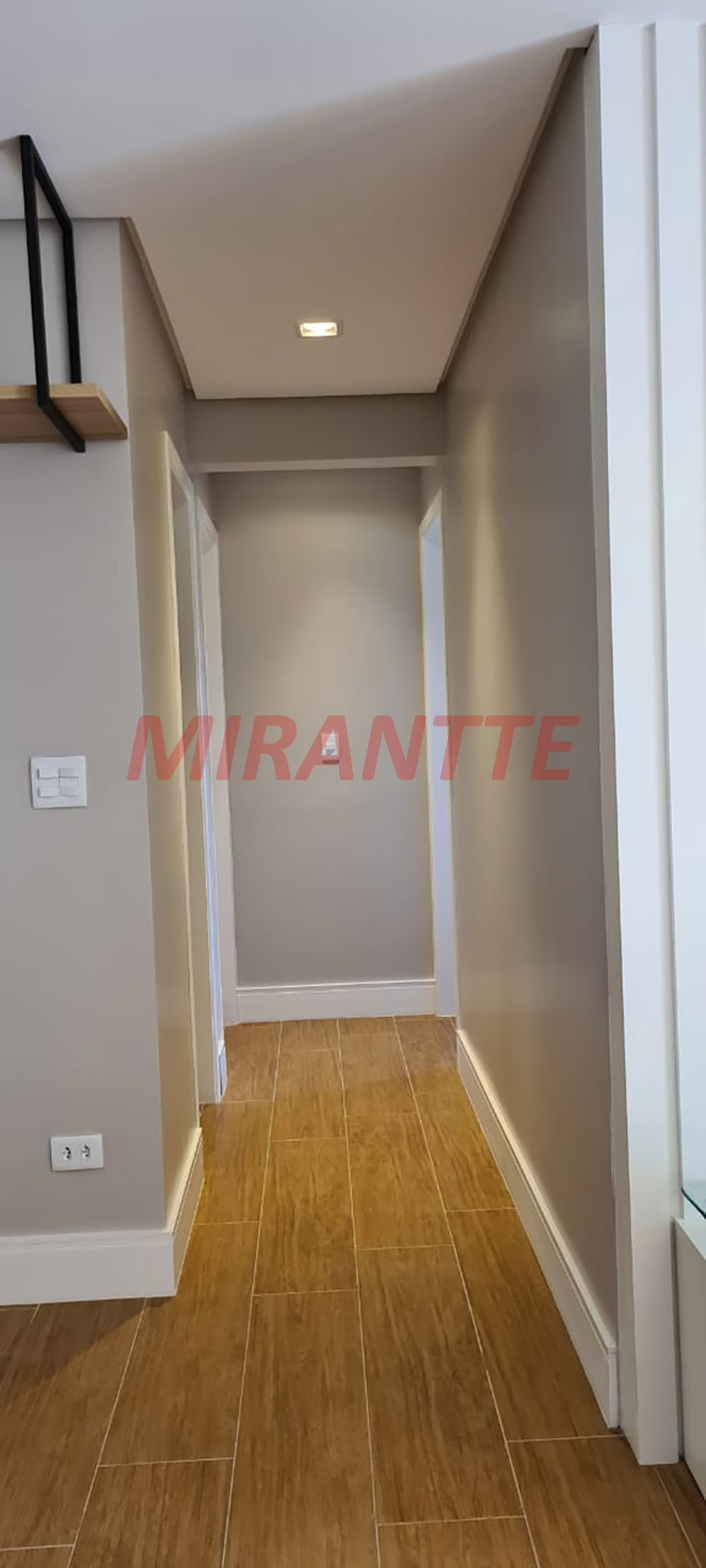 Apartamento de 92m² com 2 quartos em Água Fria