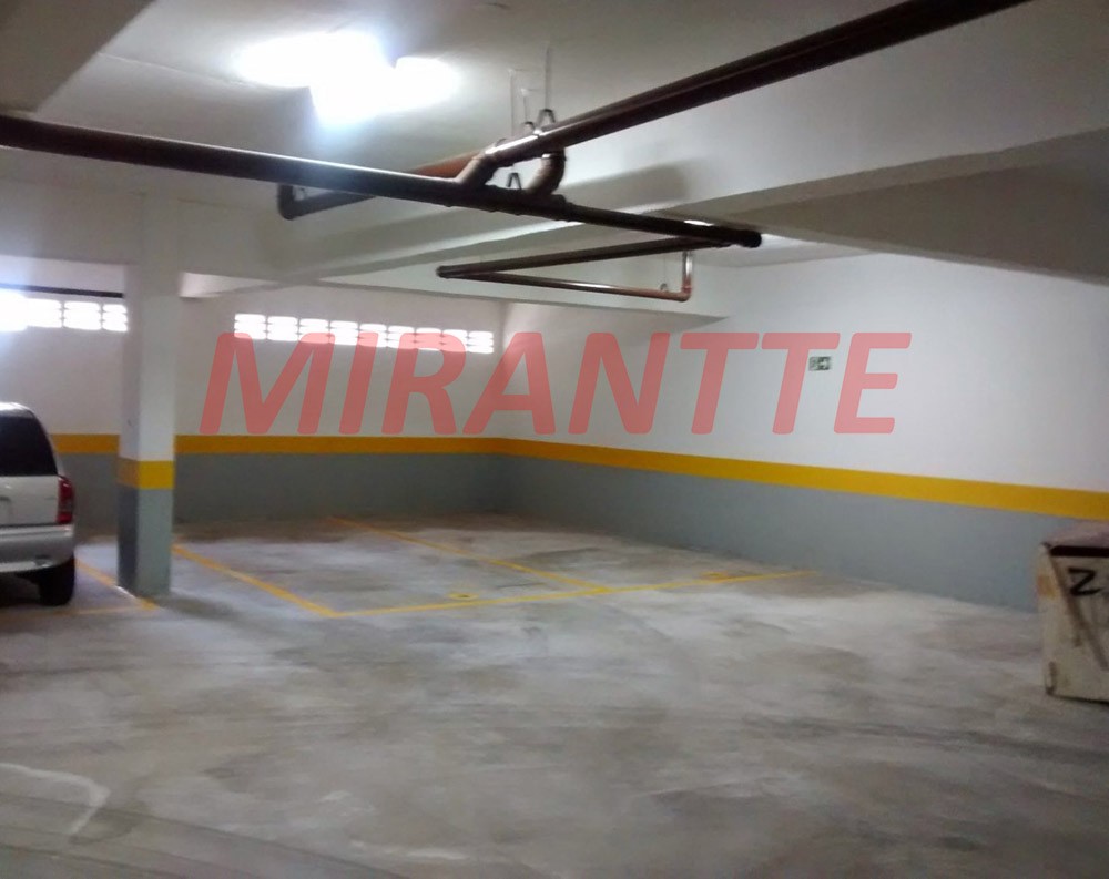 Apartamento de 92m² com 2 quartos em Água Fria