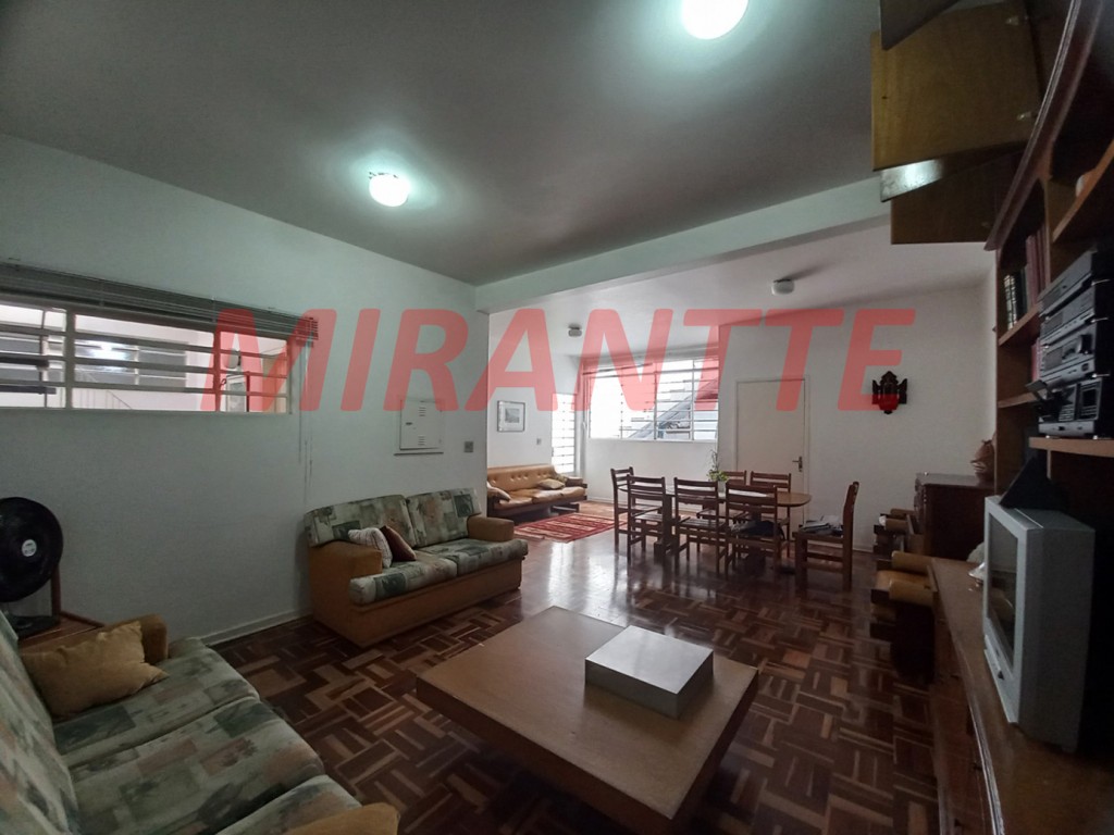 Casa terrea de 278m² com 4 quartos em Vila Irmaos Arnoni