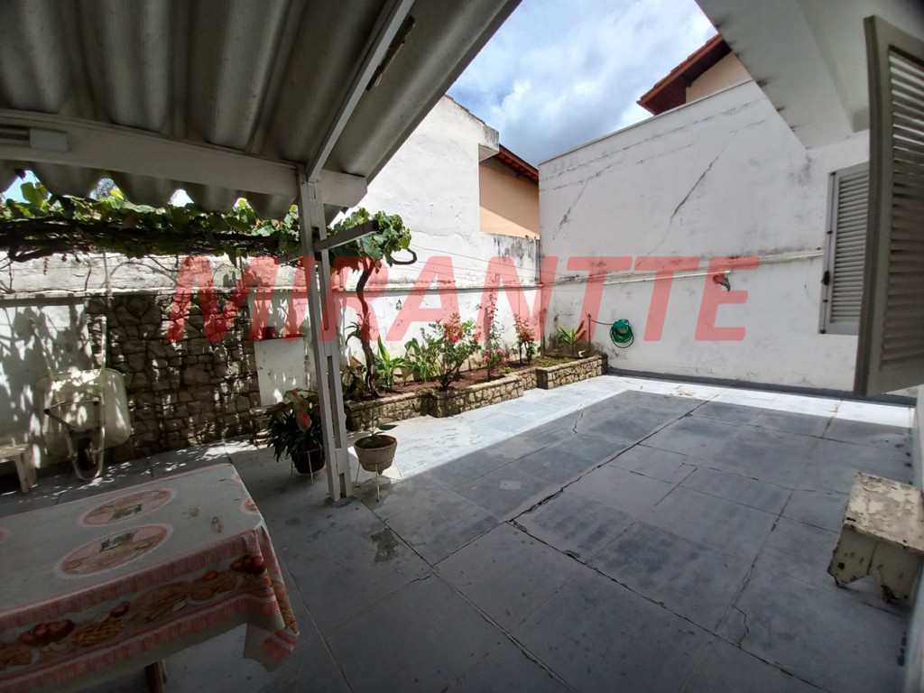 Casa terrea de 278m² com 4 quartos em Vila Irmaos Arnoni