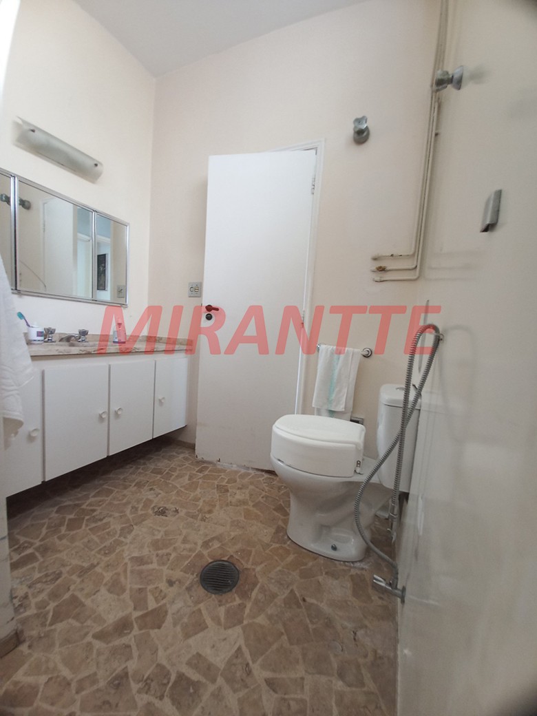Casa terrea de 278m² com 4 quartos em Vila Irmaos Arnoni