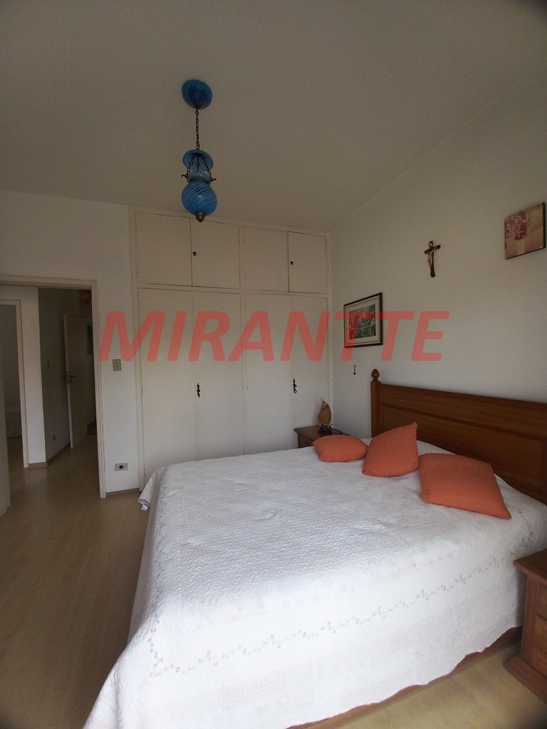 Casa terrea de 278m² com 4 quartos em Vila Irmaos Arnoni