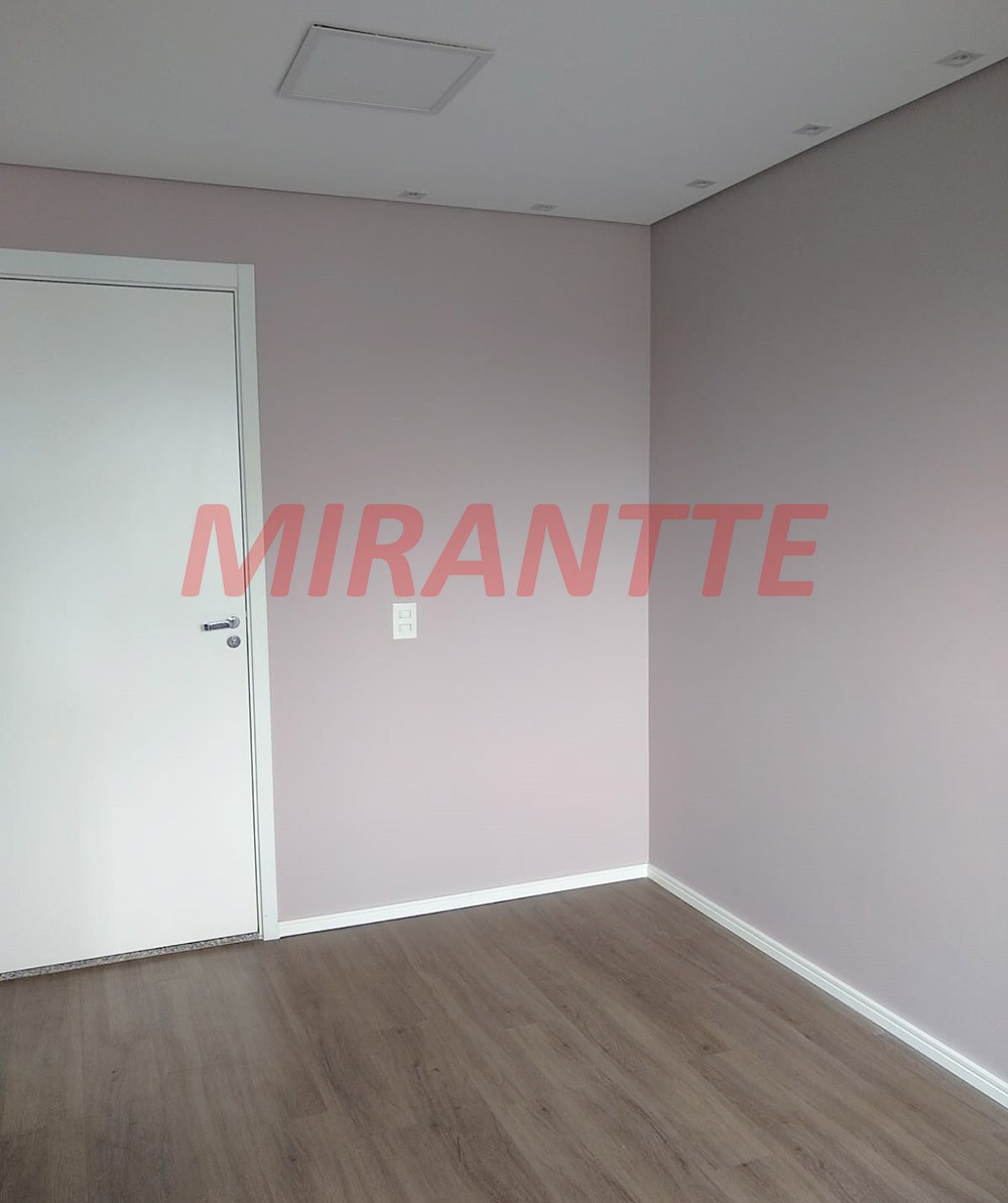 Apartamento de 42m² com 2 quartos em Santana