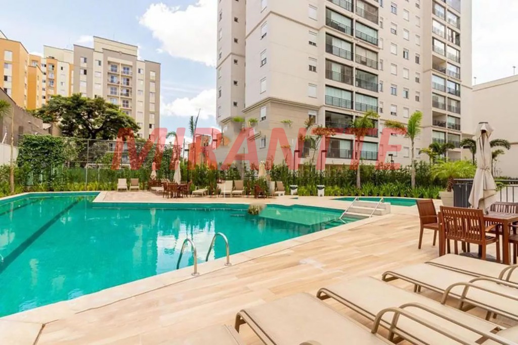 Apartamento de 59m² com 2 quartos em Cambuci
