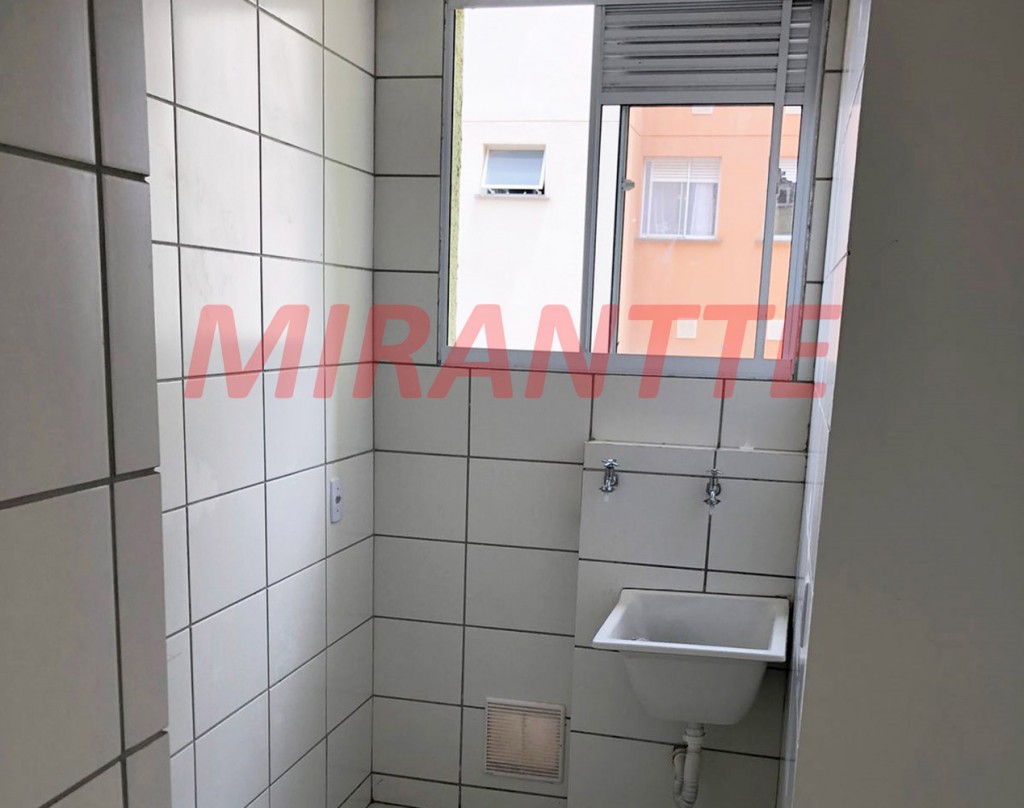 Apartamento de 46m² com 2 quartos em Parque Sao Lourenco