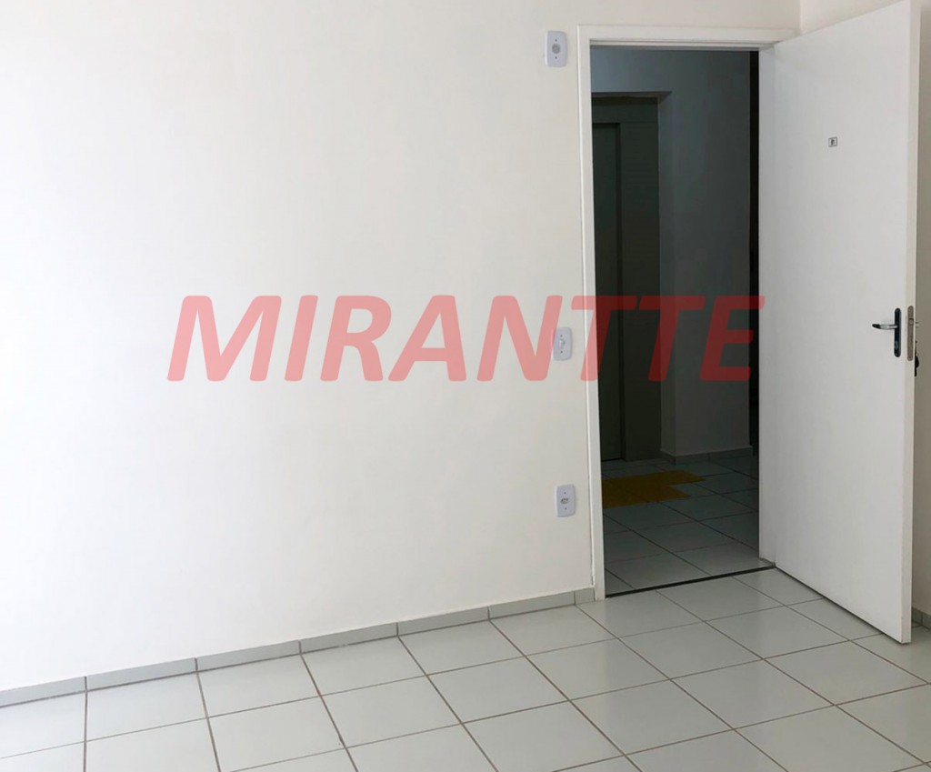 Apartamento de 46m² com 2 quartos em Parque Sao Lourenco