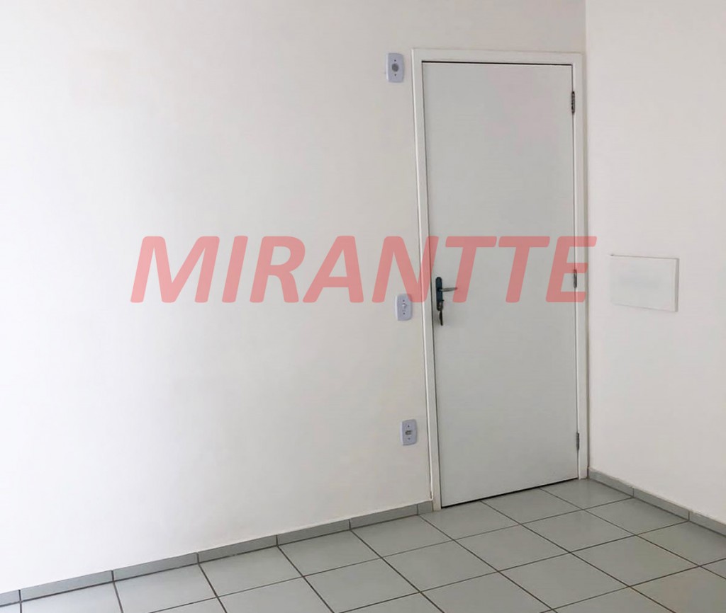 Apartamento de 46m² com 2 quartos em Parque Sao Lourenco