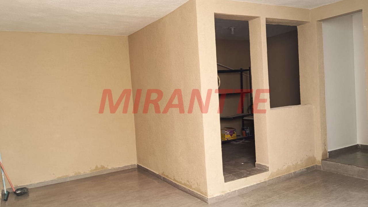 Sobrado de 87m² com 2 quartos em Vila Mazzei