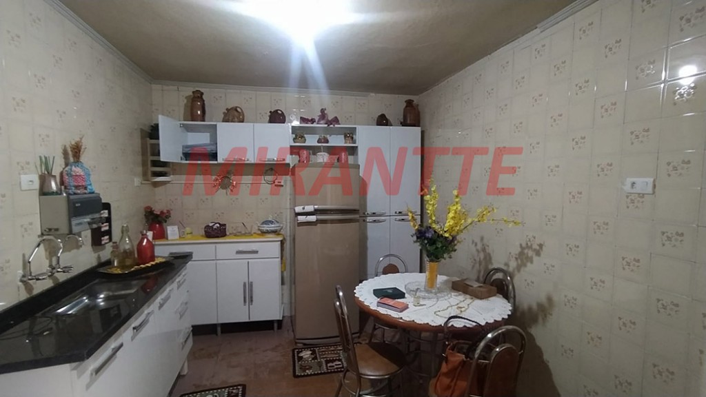 Casa terrea de 260m² com 5 quartos em Parque Edu Chaves