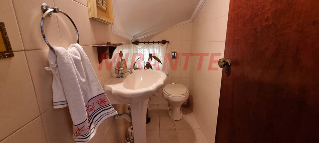 Sobrado de 183m² com 3 quartos em Imirim