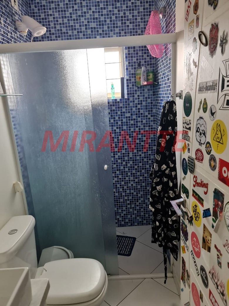 Sobrado de 240m² com 3 quartos em Vila Mazzei